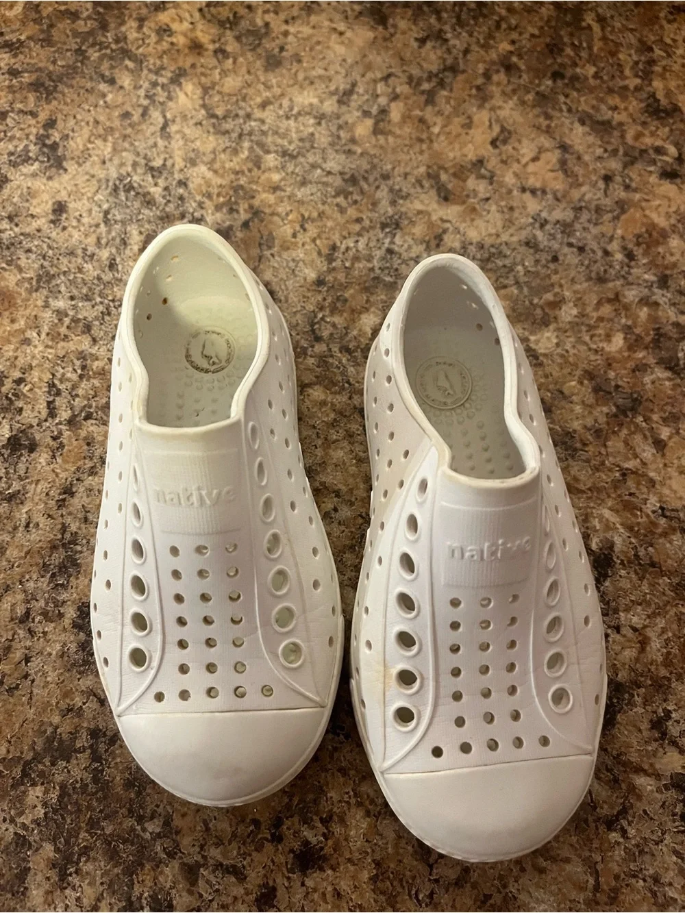 Native Kids Water Shoes Slip-On in White
